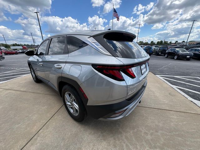 2025 Hyundai Tucson SE photo 3