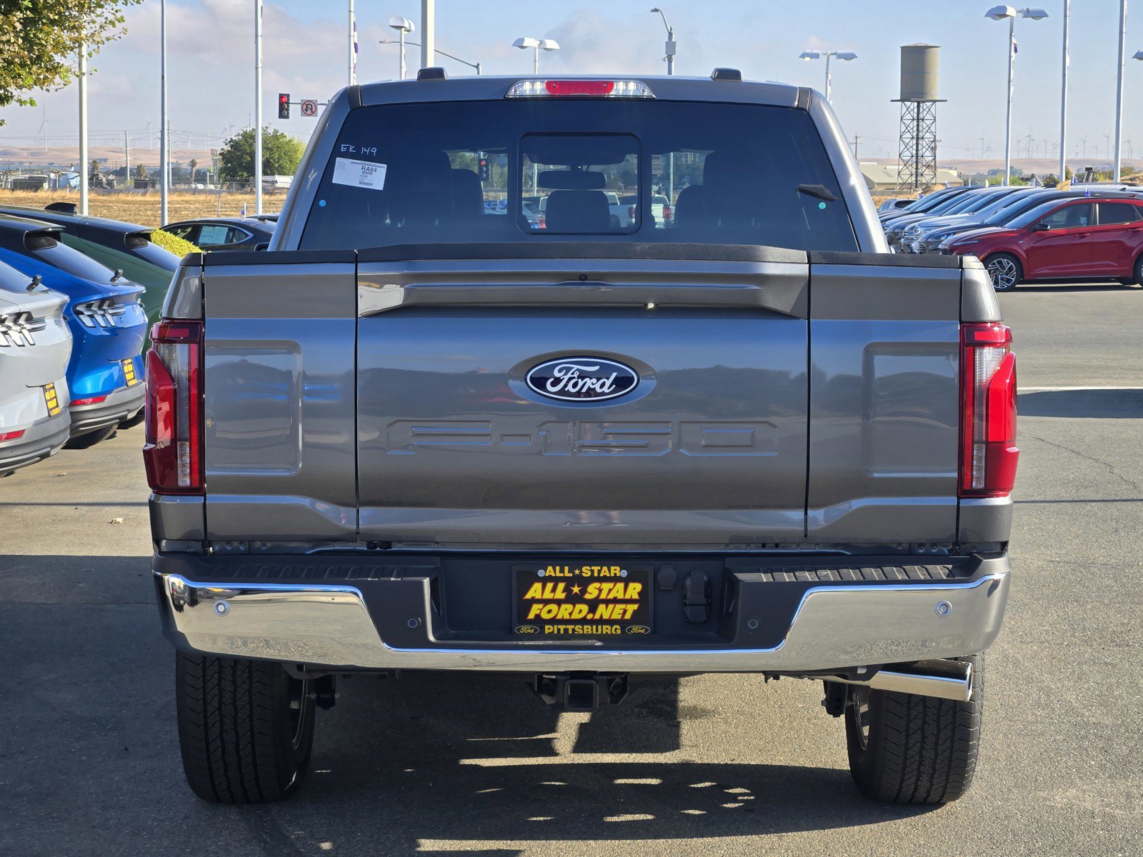 2025 Ford F-150 Lariat photo 4