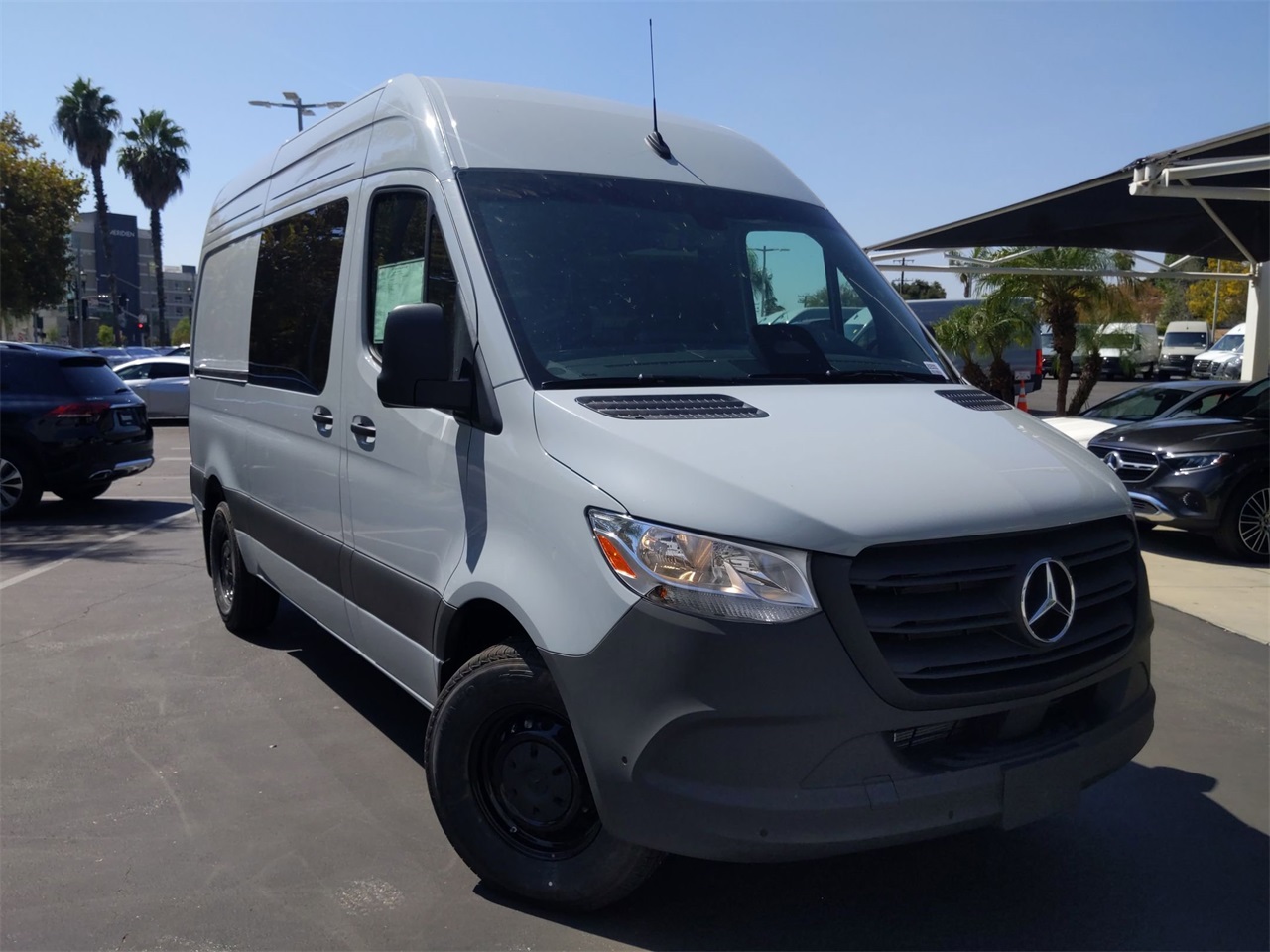 2025 Mercedes-Benz Sprinter Cargo Van Base's photo