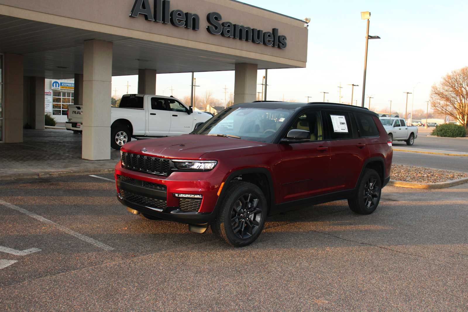 2025 Jeep Grand Cherokee L Limited's photo