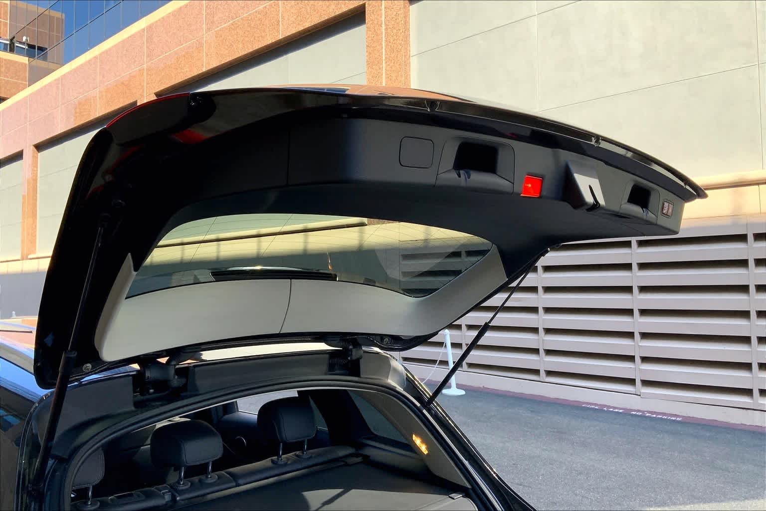 2022 Mercedes Benz GLC 300 photo 32