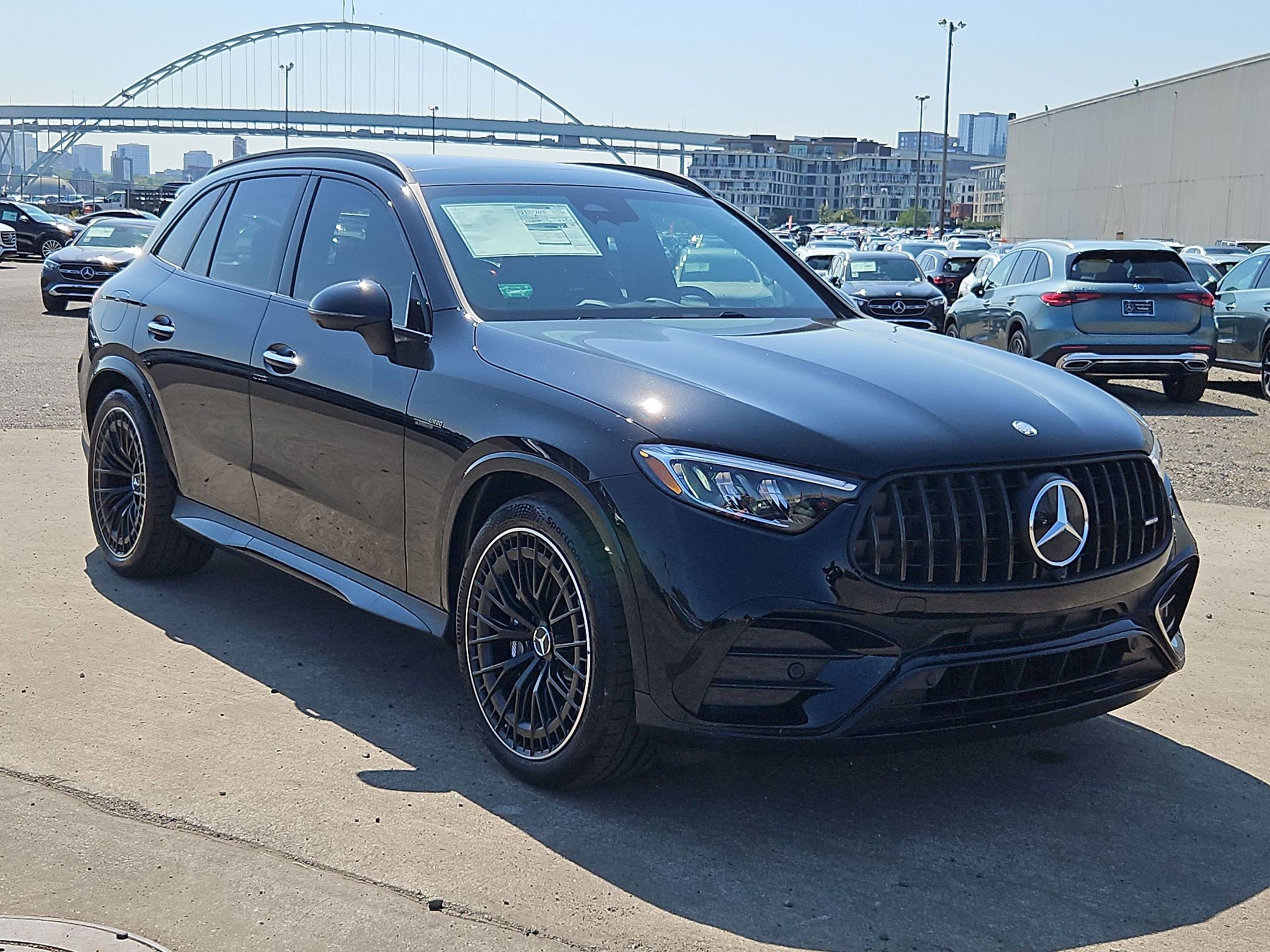 2025 Mercedes Benz GLC AMG 63 E PERFORMANCE 4MATIC photo 3