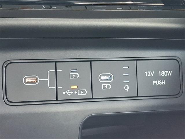 2025 Hyundai Tucson SEL photo 17