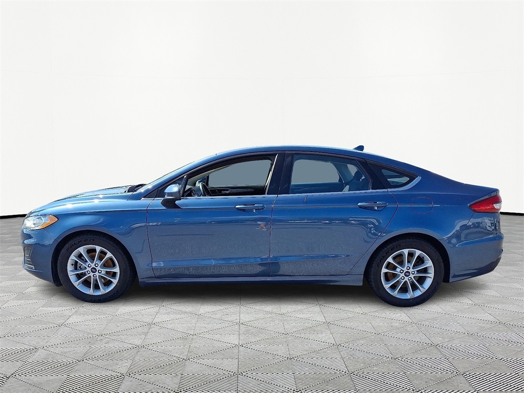 2019 Ford Fusion SE photo 2
