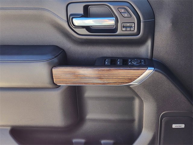 2020 Chevrolet Silverado 1500 High Country photo 17