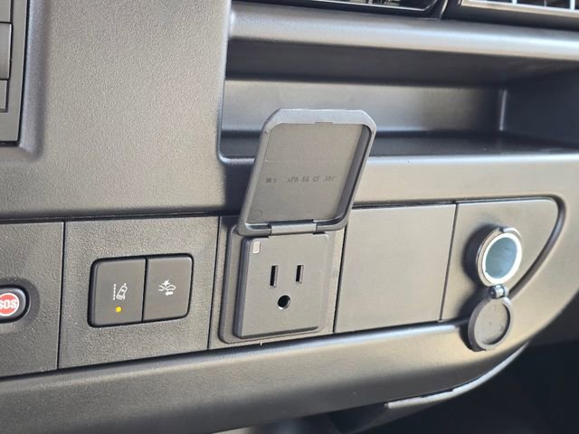 2025 Chevrolet Express Cargo 2500 photo 22