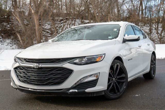 2025 Chevrolet Malibu 1LT's photo