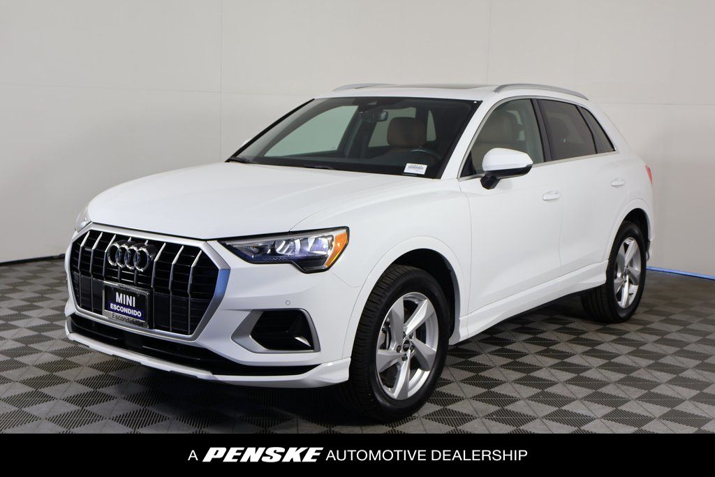 2021 Audi Q3 Premium's photo