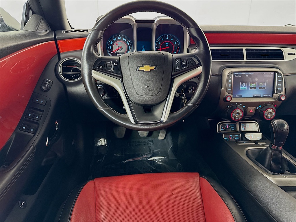 2013 Chevrolet Camaro 2LT photo 7