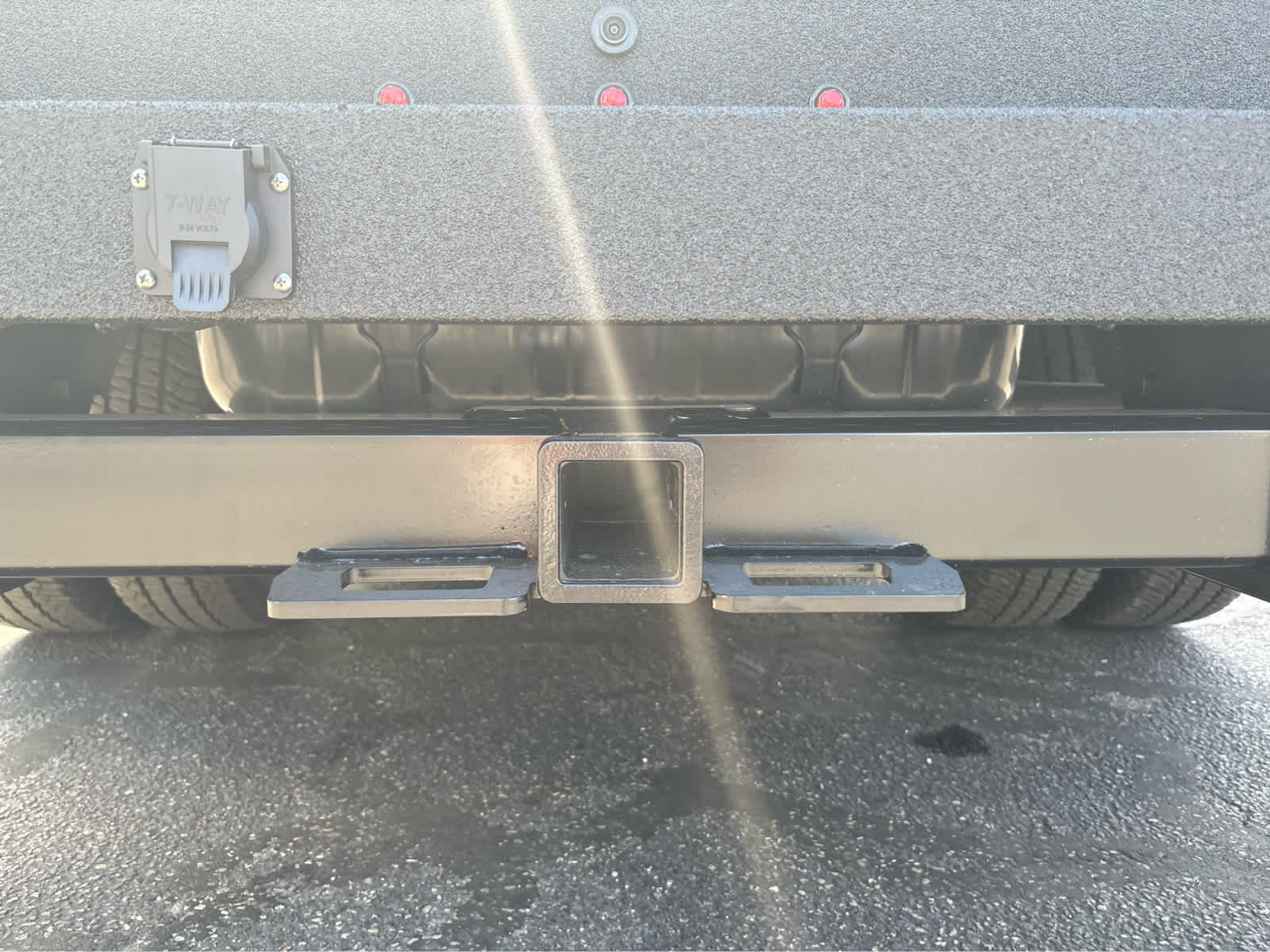 2025 Ford F-350 Super Duty Chassis Cab XLT - Photo 10