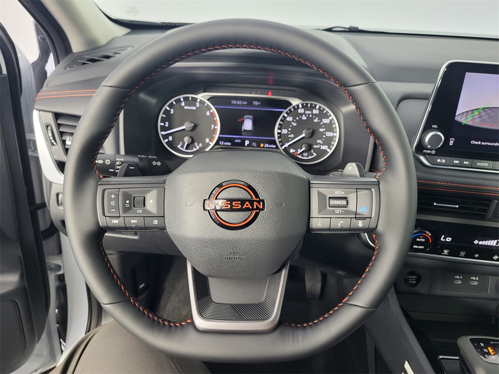 2025 Nissan Rogue SV photo 15