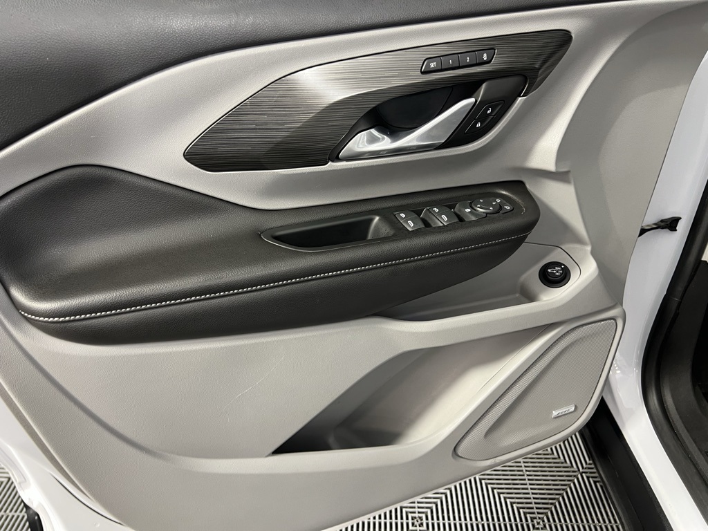 2022 Gmc Terrain SLT photo 21