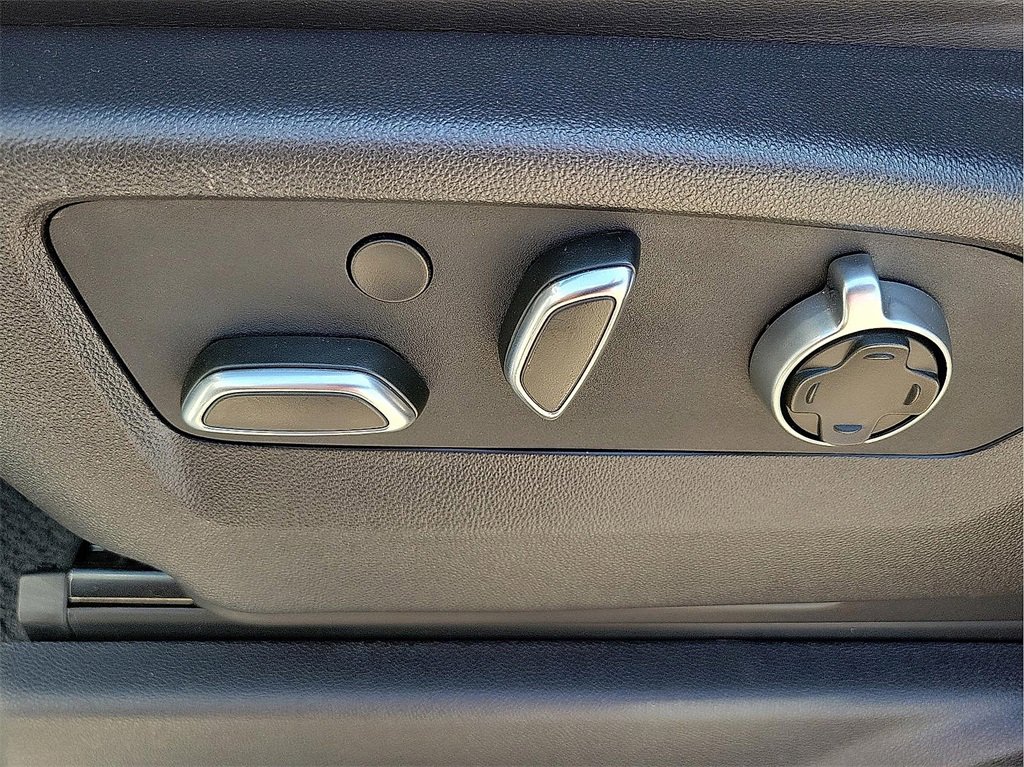 2024 Gmc Sierra 2500 HD Denali Ultimate photo 14