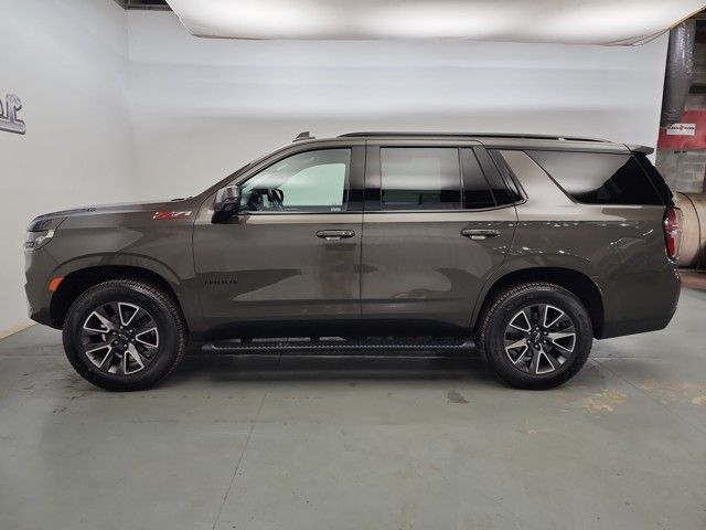2021 Chevrolet Tahoe Z71 photo 2