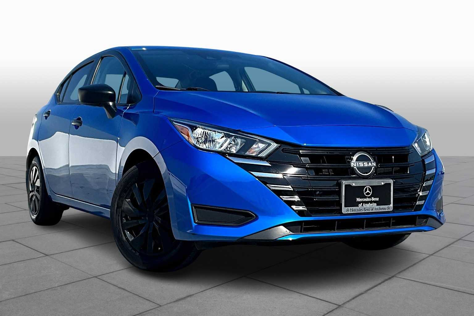 2024 Nissan Versa S photo 2