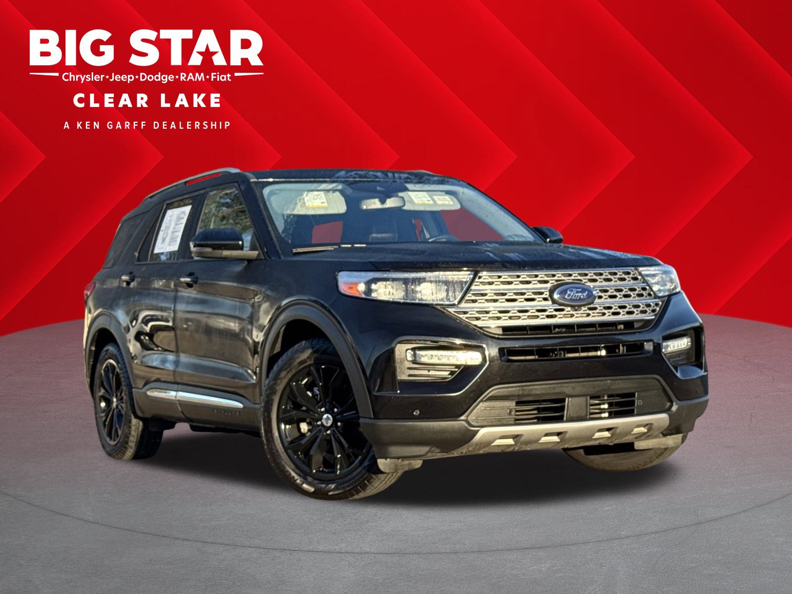 2023 Ford Explorer Limited's photo