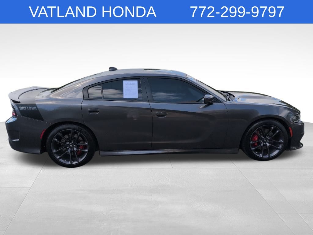 2022 Dodge Charger R/T photo 4