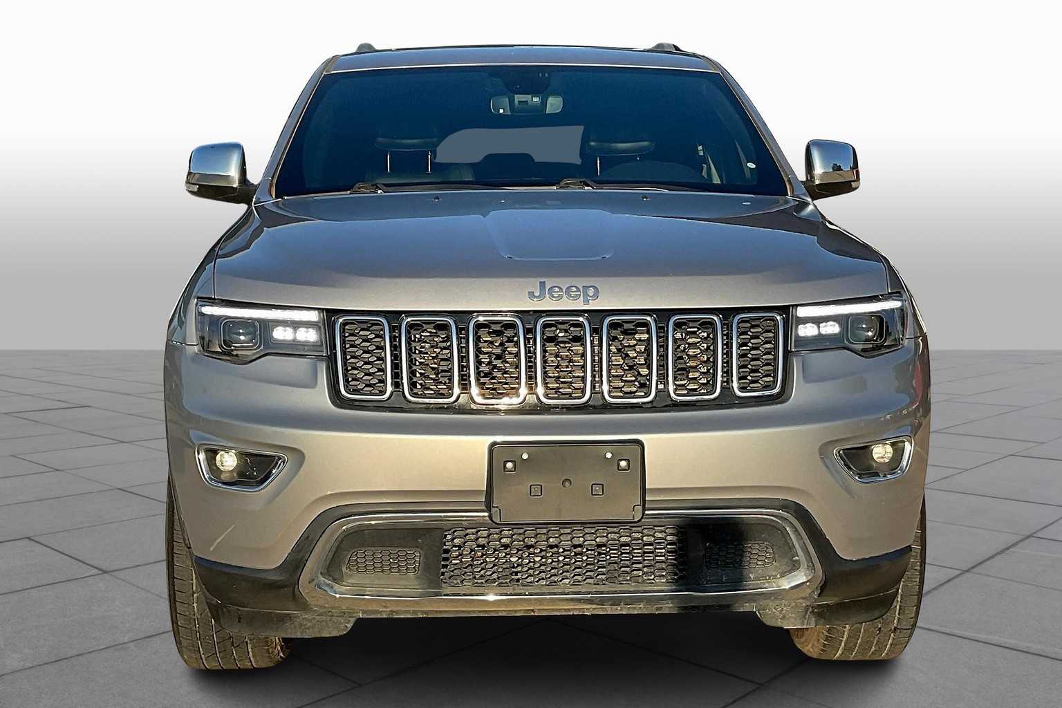 2019 Jeep Grand Cherokee Limited photo 3