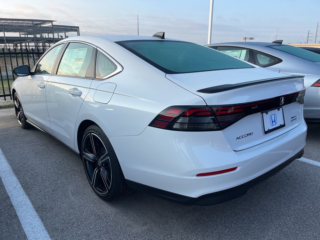 2025 Honda Accord Hybrid Sport photo 3