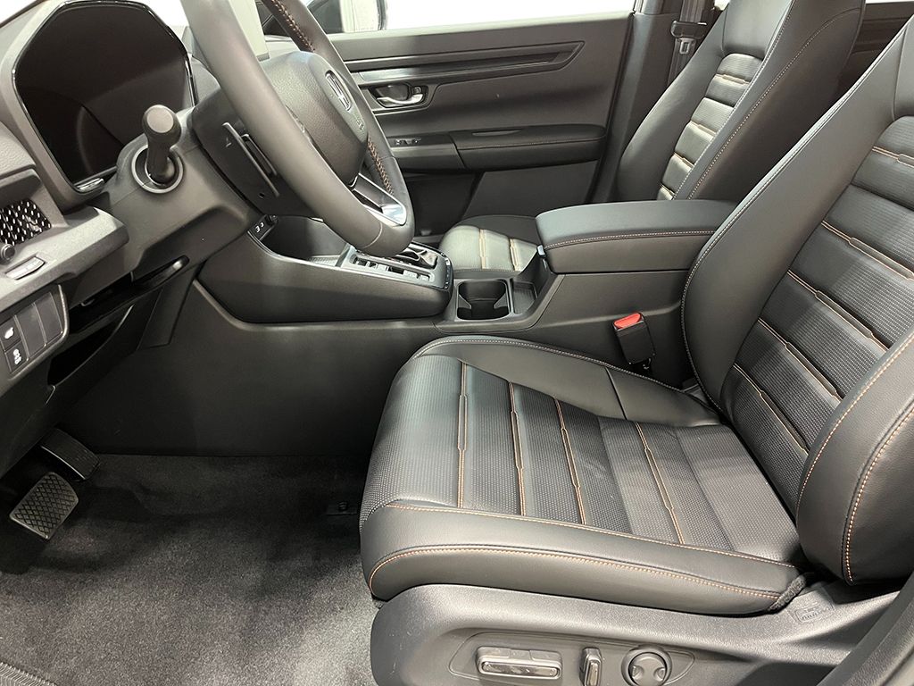 2025 Honda CR-V Hybrid Sport-L photo 12