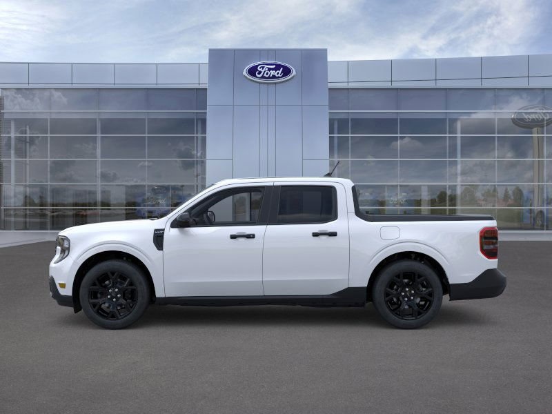 2025 Ford Maverick XLT photo 2