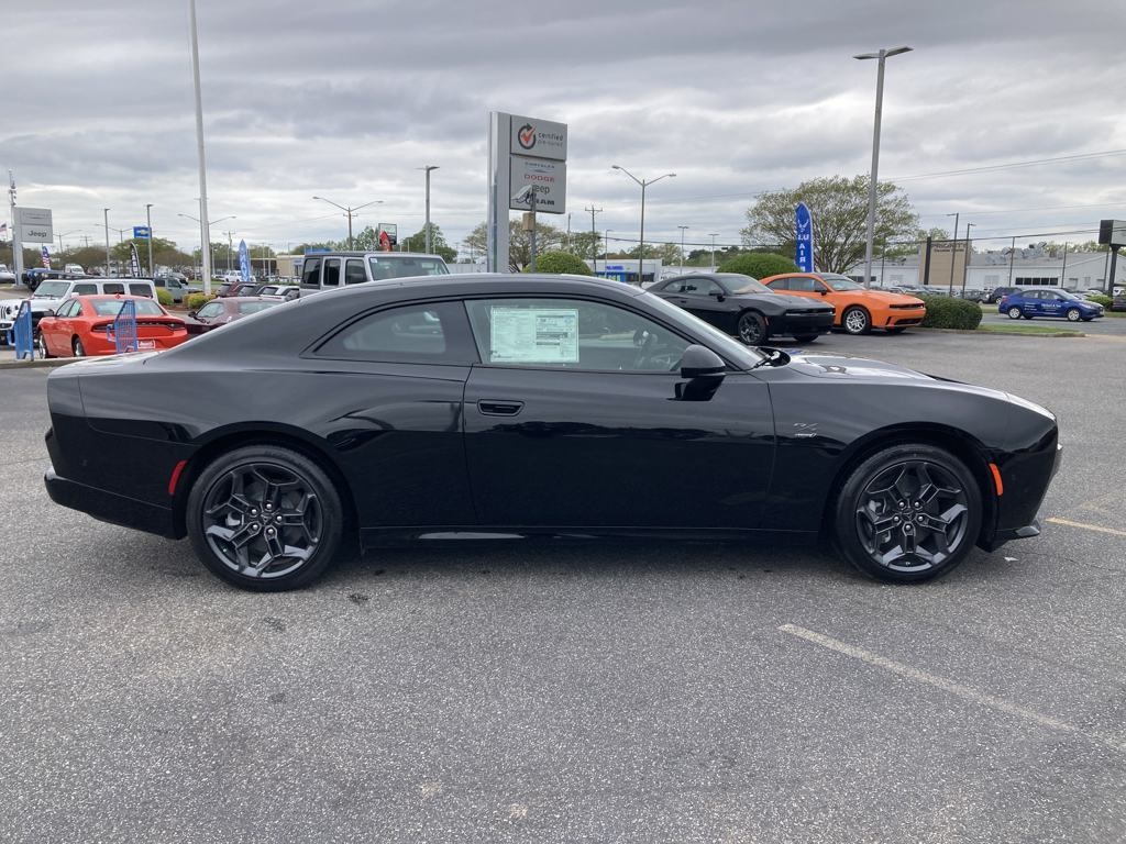 2025 Dodge Charger R/T photo 7