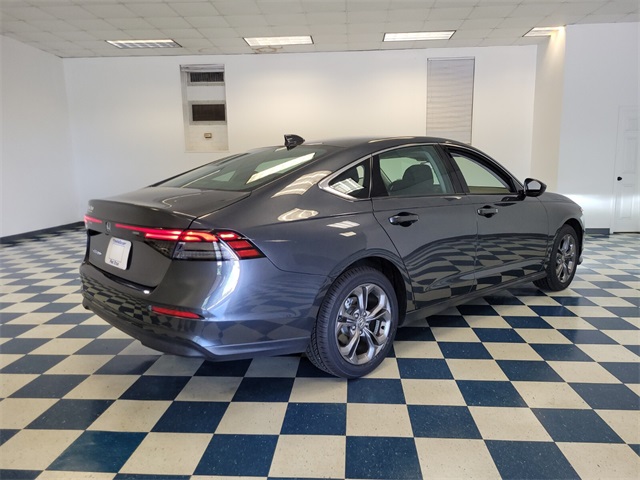 2023 Honda Accord EX photo 11