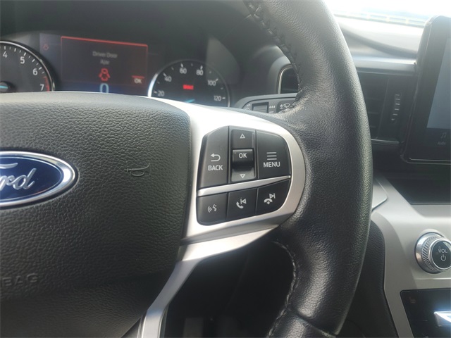 2022 Ford Explorer XLT photo 16