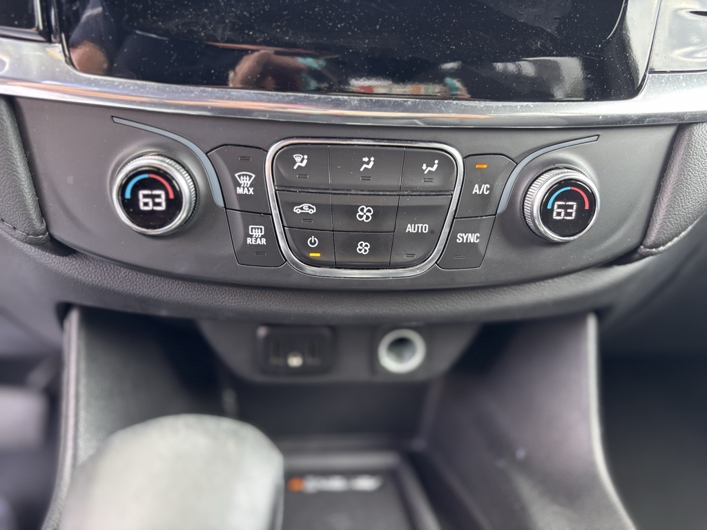 2023 Chevrolet Traverse Cloth 1LT photo 22