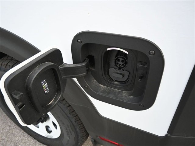 2025 Chevrolet BrightDrop 400 photo 2
