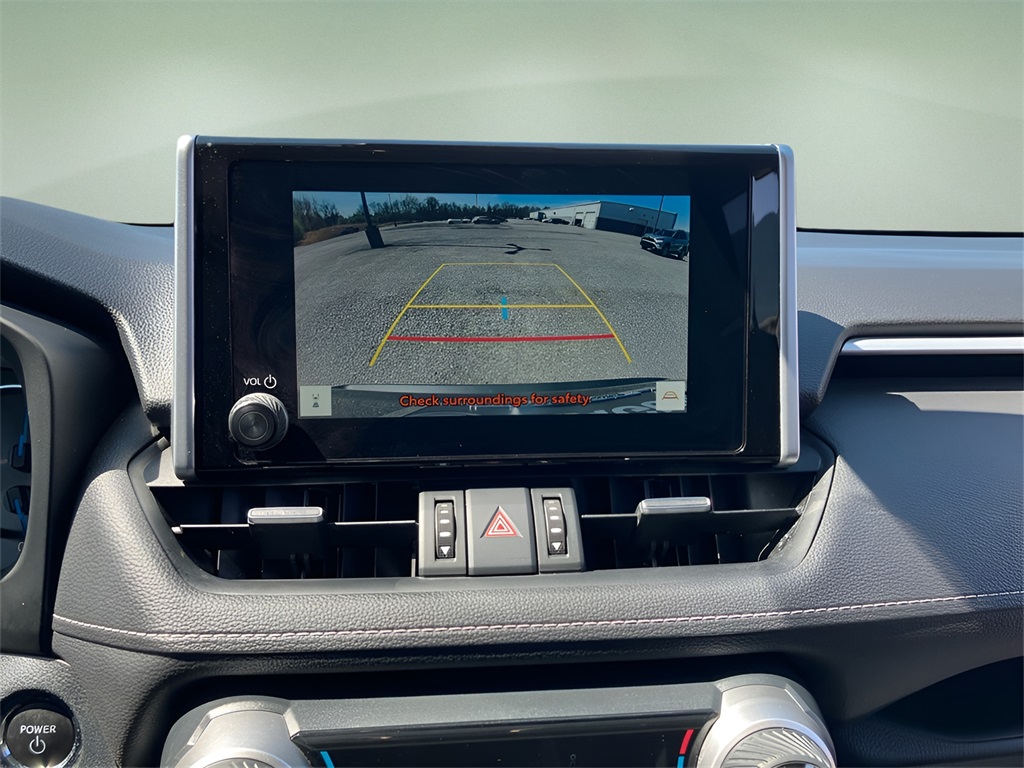 2023 Toyota RAV4 Hybrid XLE Premium photo 18