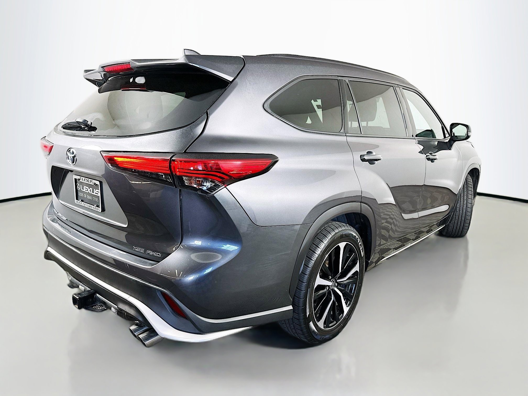 2021 Toyota Highlander XSE photo 4