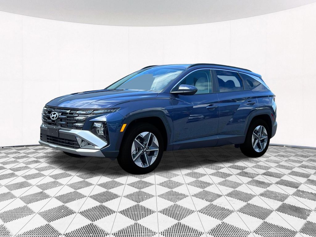 2025 Hyundai Tucson SEL photo 2