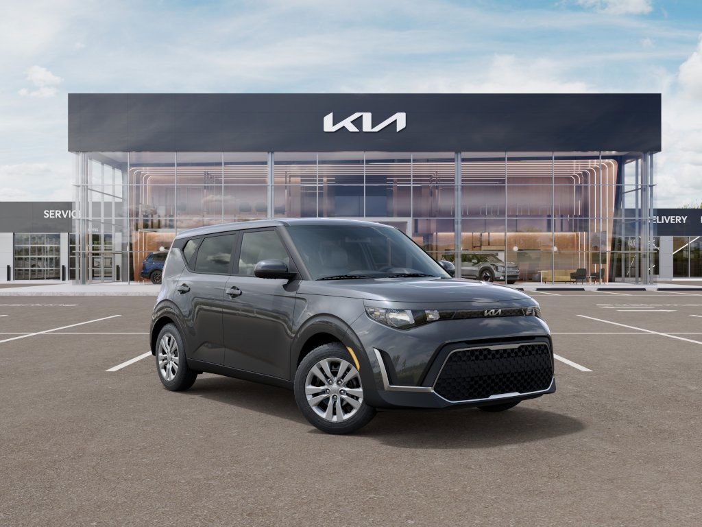 2025 Kia Soul LX photo 8