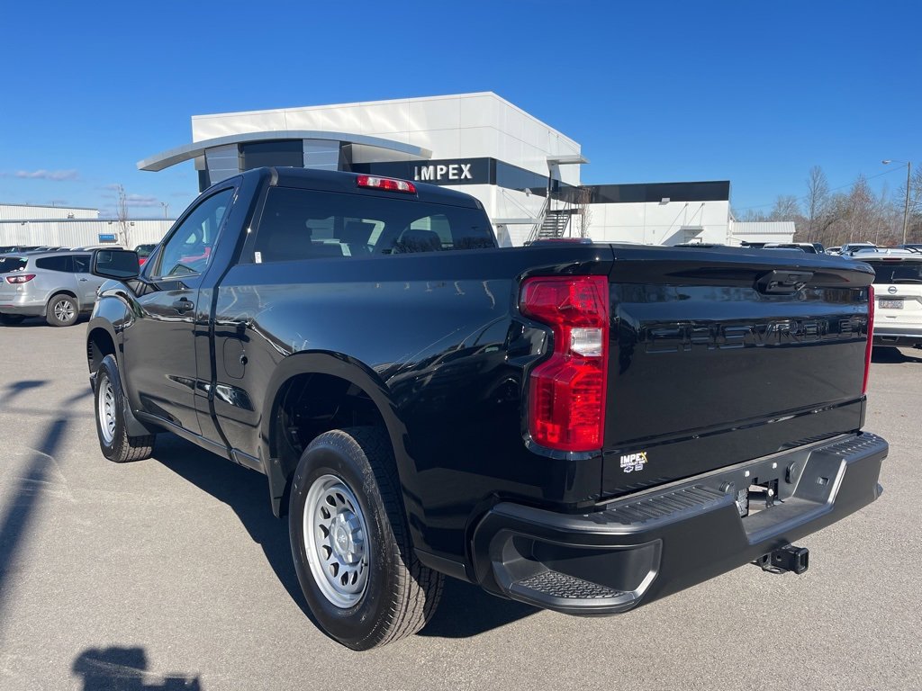 2025 Chevrolet Silverado 1500 photo 3