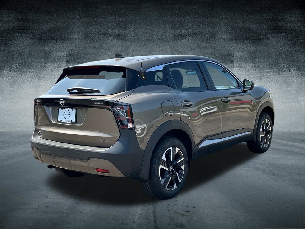 2025 Nissan Kicks SV photo 4