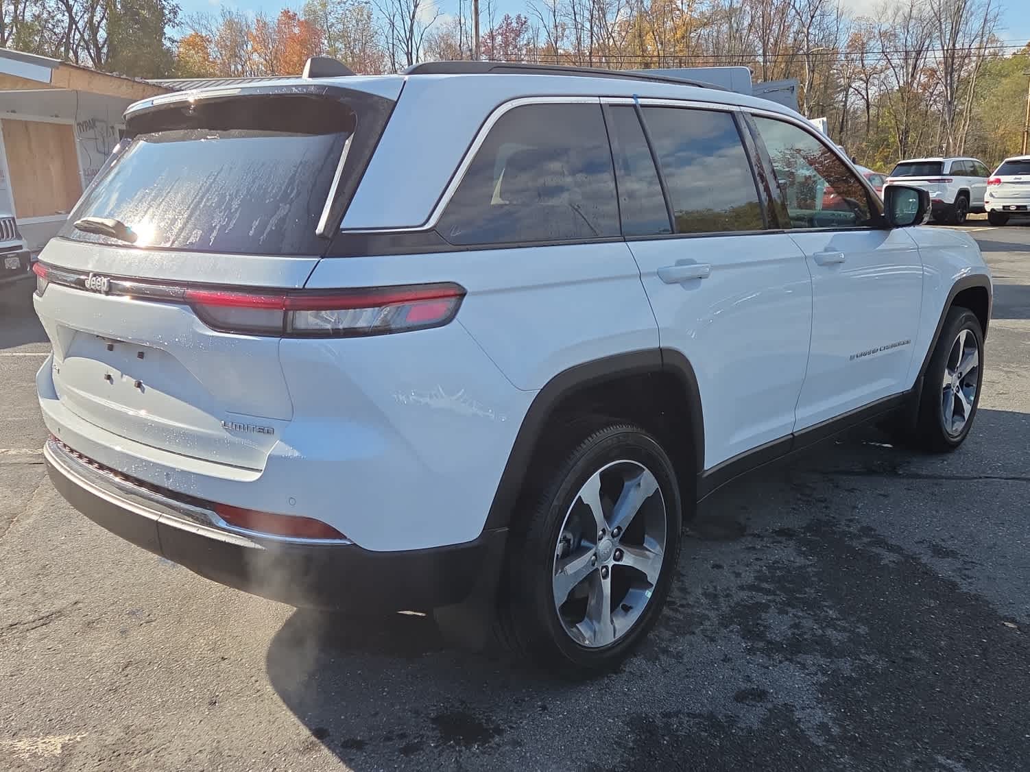 2025 Jeep Grand Cherokee Limited photo 4