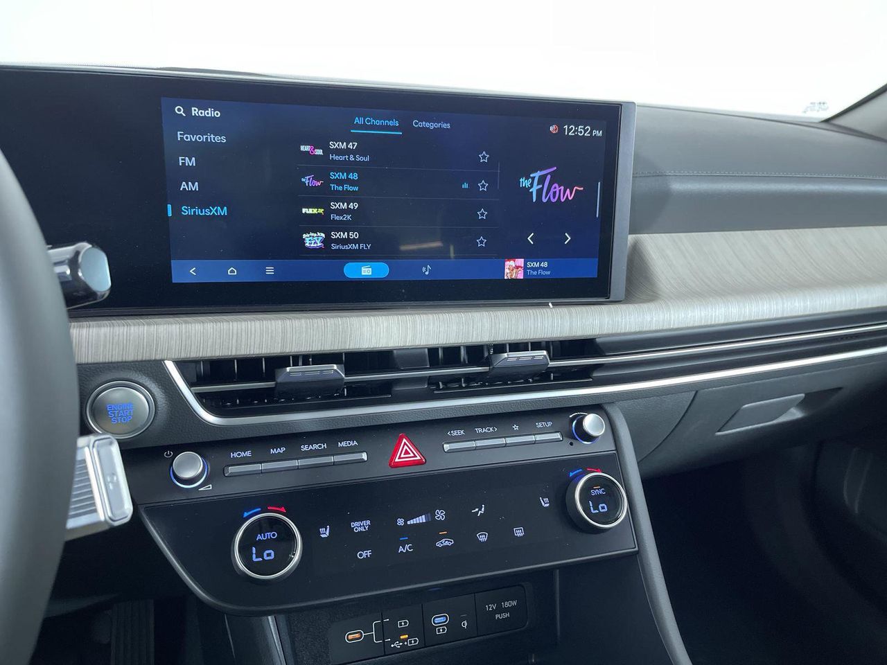 2025 Hyundai Sonata Hybrid SE photo 16