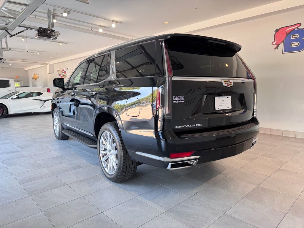2022 Cadillac Escalade Premium Luxury photo 5