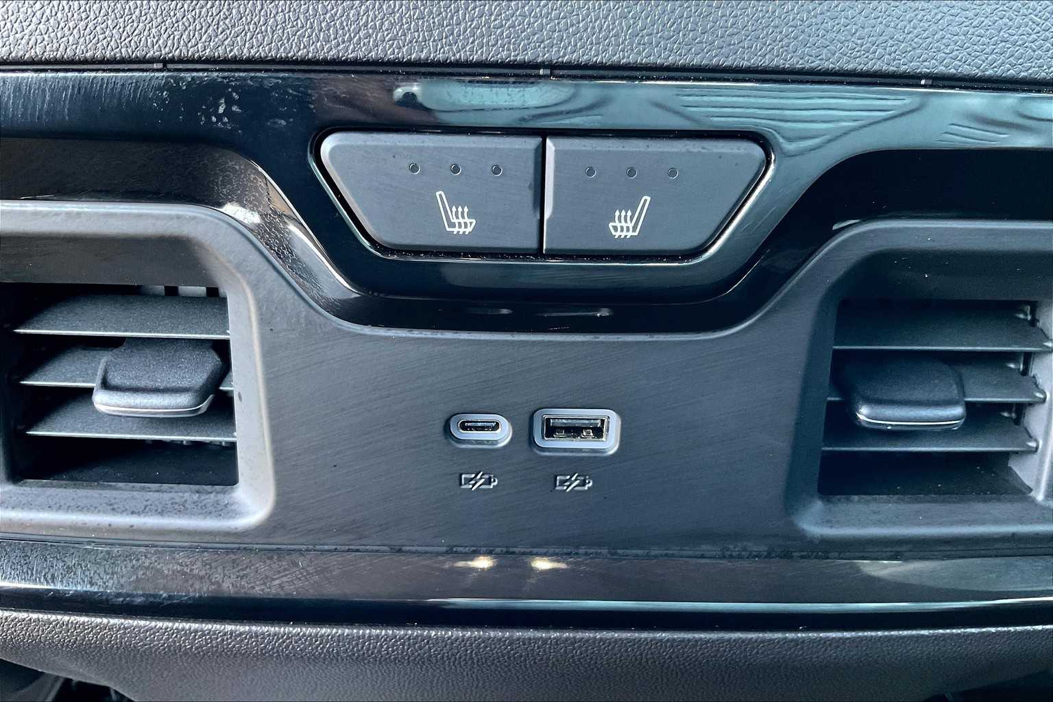 2025 Gmc Sierra AT4 photo 30