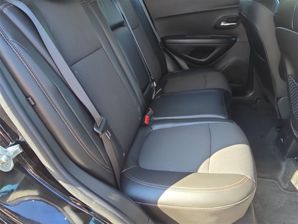 2022 Chevrolet Trax LT photo 28