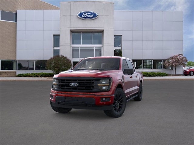 2025 Ford F-150 XLT photo 2