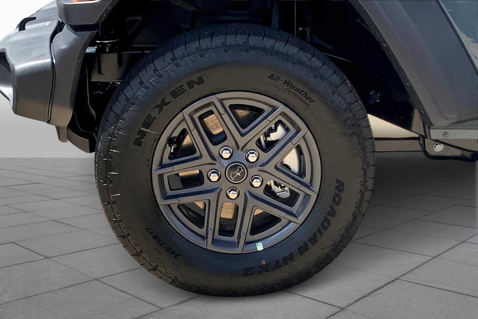 2025 Jeep Wrangler Sport S photo 10