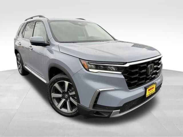 2025 Honda Pilot Elite's photo