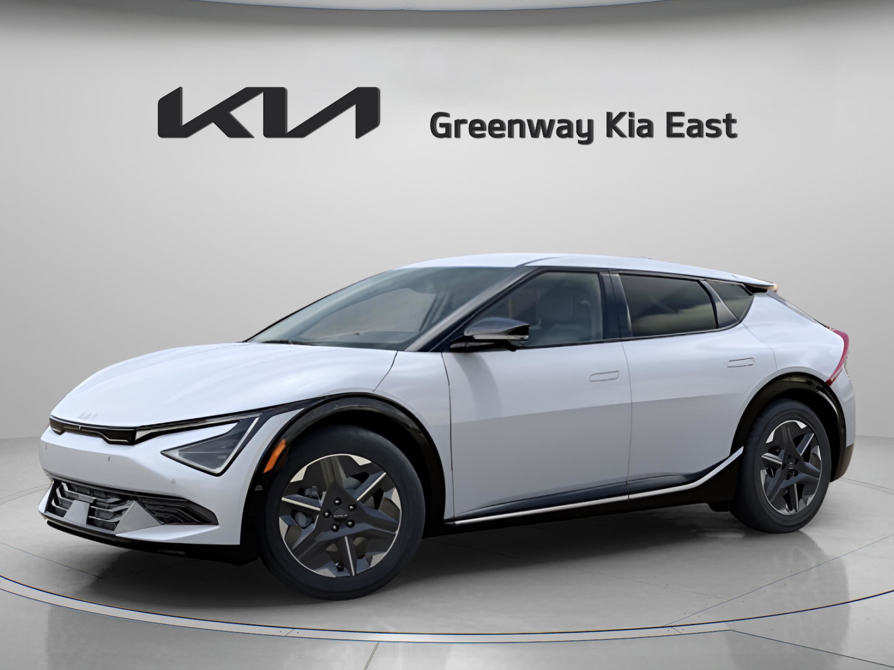 2025 Kia EV6 Light photo 4