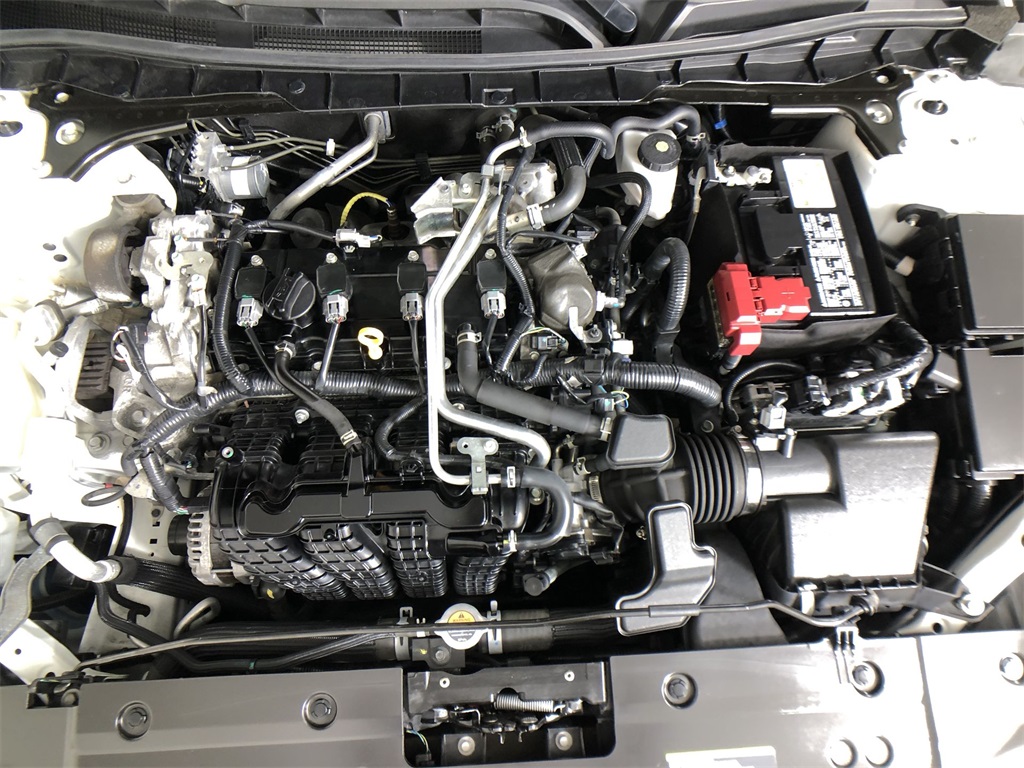 2023 Nissan Altima 2.5 SR photo 8