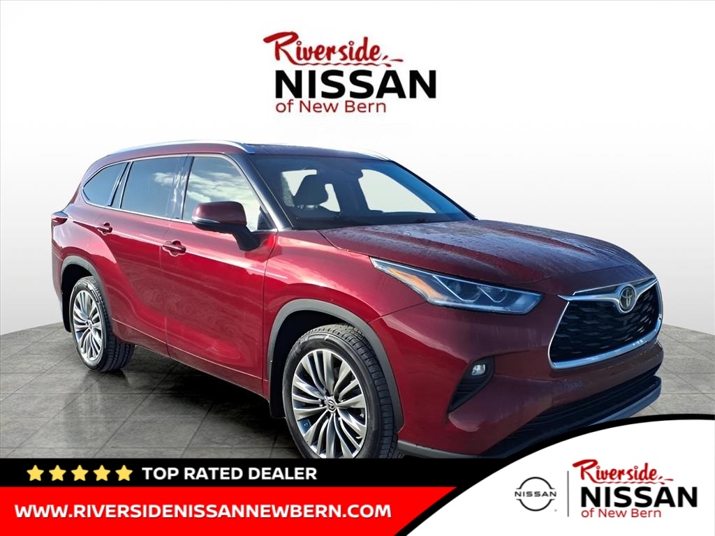 2021 Toyota Highlander Platinum's photo