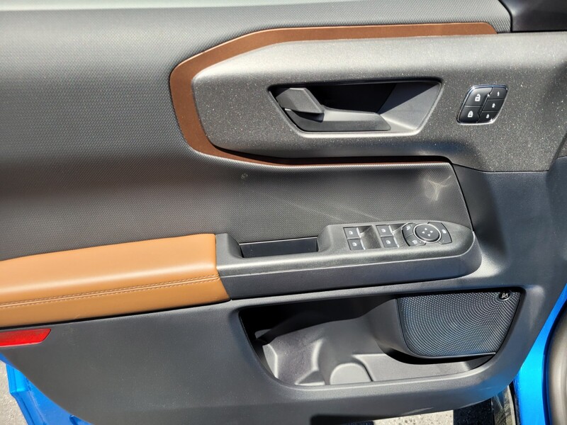 2025 Ford Bronco Sport Outer Banks photo 22