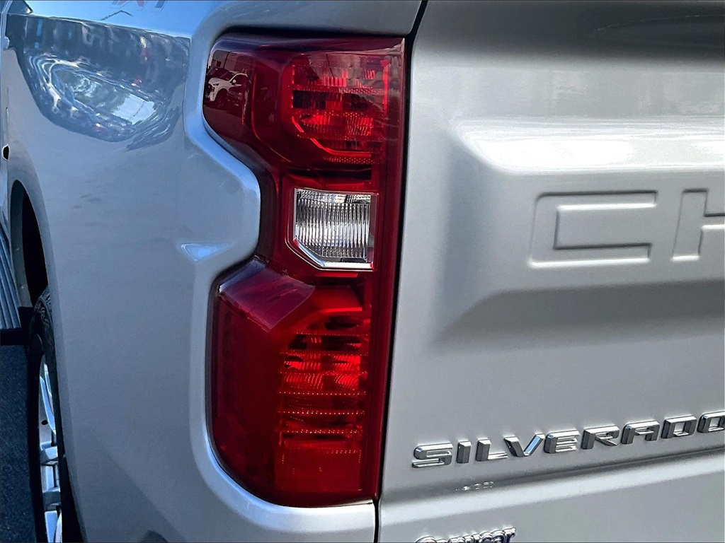 2022 Chevrolet Silverado 1500 LT photo 32