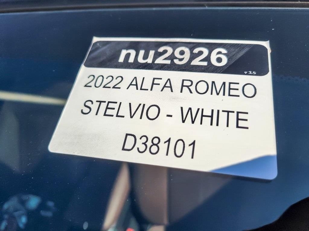 2022 ALFA ROMEO STELVIO - Image 25